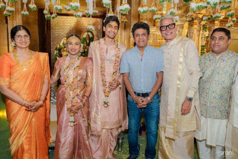 ಲಹರಿ ವೇಲು ಅವರ ಪುತ್ರ ಸಾಯಿ ಅವರ ವಿವಾಹ ದಿಯಾ ಅವರೊಂದಿಗೆ ಇತ್ತೀಚೆಗೆ ಬೆಂಗಳೂರು ಪ್ಯಾಲೆಸ್ ನಲ್ಲಿ ಅದ್ದೂರಿಯಾಗಿ ನೆರವೇರಿತು.