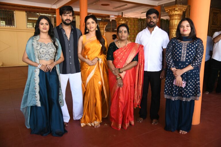 ವಿಶ್ವವಿದ್ಯಾ ಗಣಪತಿ ದೇವಸ್ಥಾನದಲ್ಲಿ “ಡೈರೆಕ್ಟರ್ಸ್ ಕಟ್” ಚಿತ್ರಕ್ಕೆ ಚಾಲನೆ .